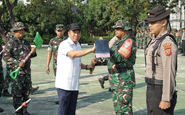 Karya Bakti TNI 2025 Resmi Dimulai, Bupati Aep: Wujud Gotong Royong untuk Masyarakat