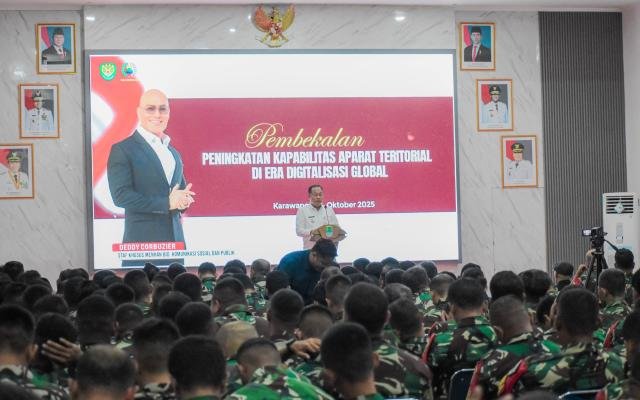 Deddy Corbuzier Bekali Aparat Teritorial Karawang Hadapi Tantangan Era Digitalisasi Global